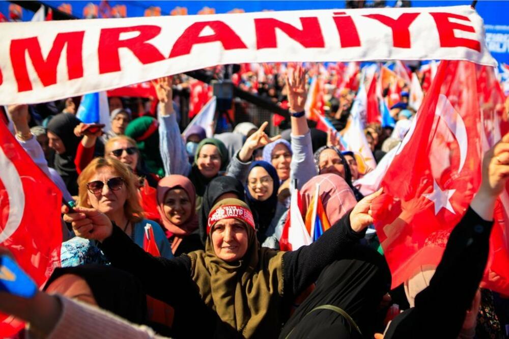 AKP održava skupove širom Istanbula na kojima je krajem marta prisustvovao predsjednik Erdogan, Foto: Getty Images