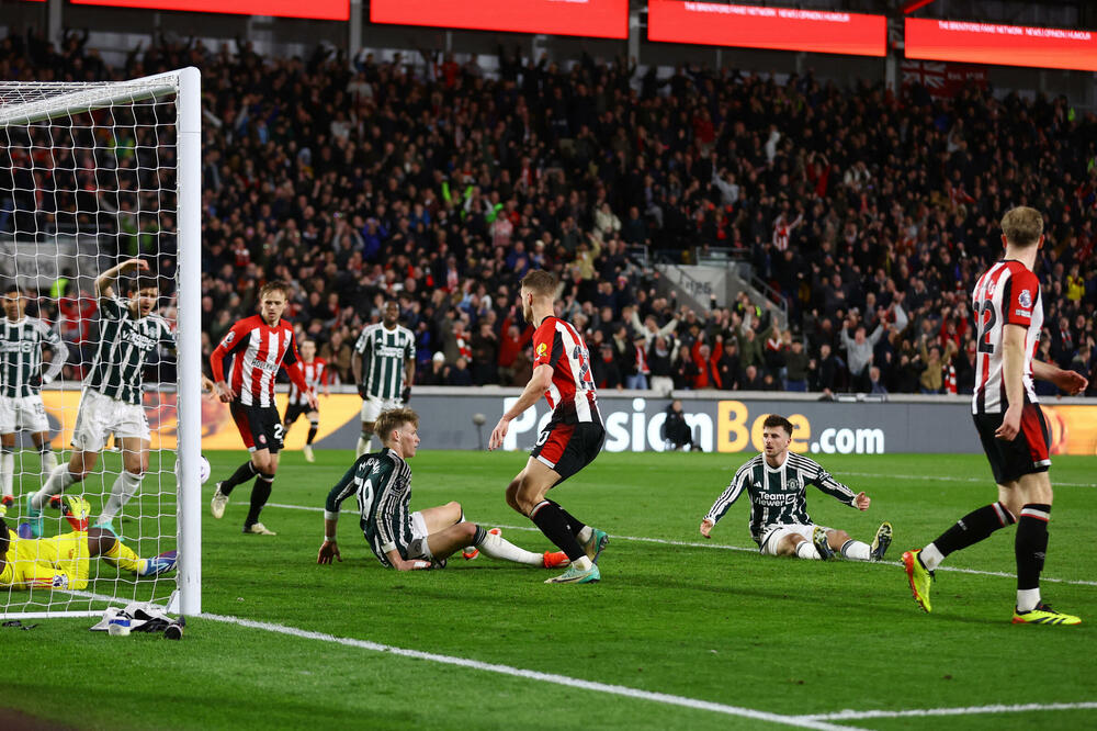 Momenat kada je Brentford izjednačio, Foto: Reuters