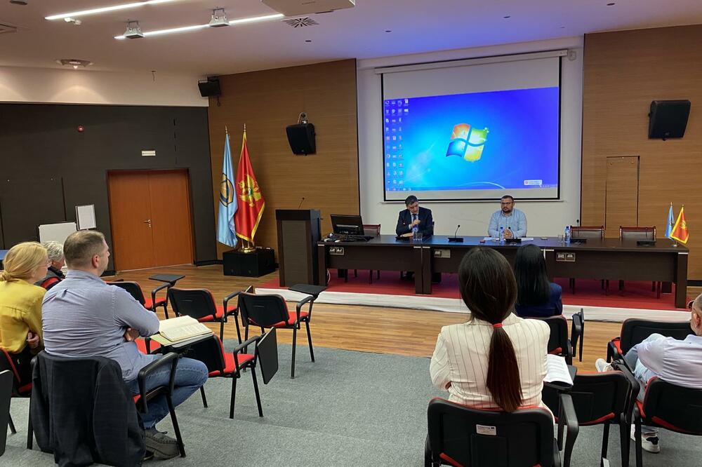 Sa javne rasprave, Foto: Opština Tivat