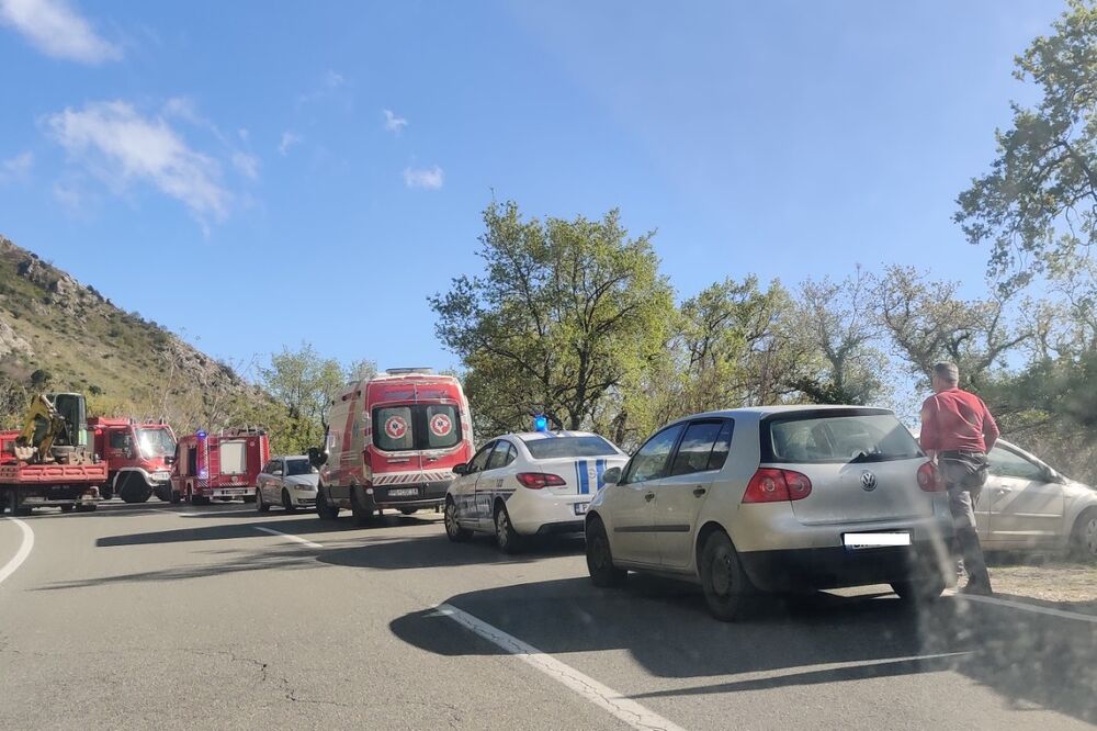 Sa mjesta nezgode, Foto: Patrola CG/Viber