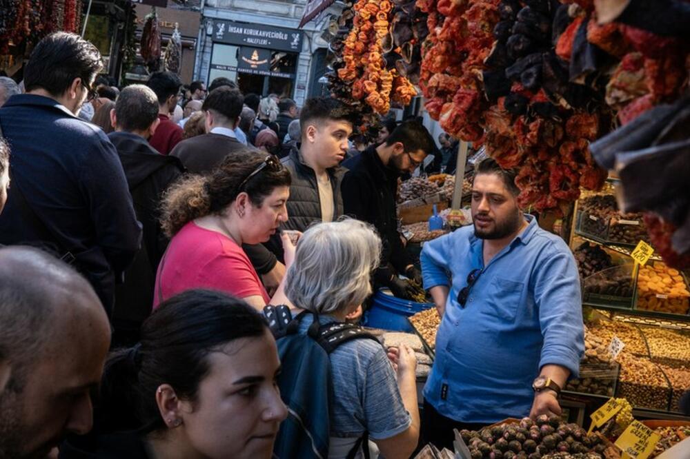 Troškovi života i kriza su doprineli Erdoganovom porazu, smatraju analitičari, Foto: Chris McGrath / Getty Images