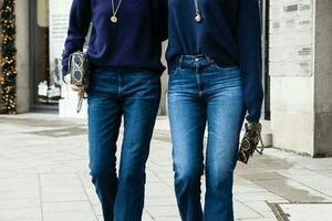 How to combine jeans in a new way? These are the ideas of French women