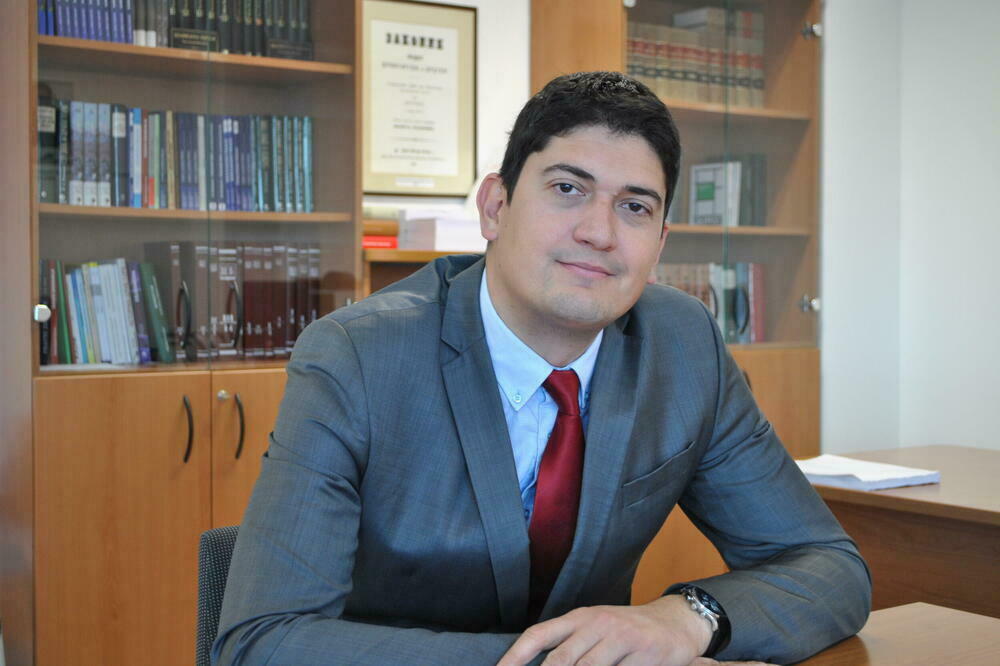 Narušiće policijski sistem: Miloš Vukčević