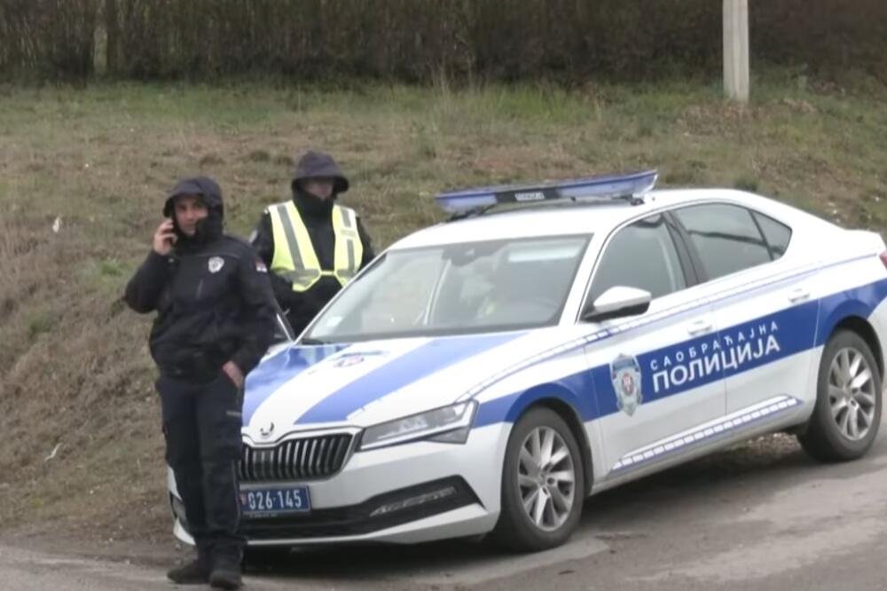 Saobraćajna policija tokom potrage za Dankom Ilić, Foto: Screenshot/Youtube