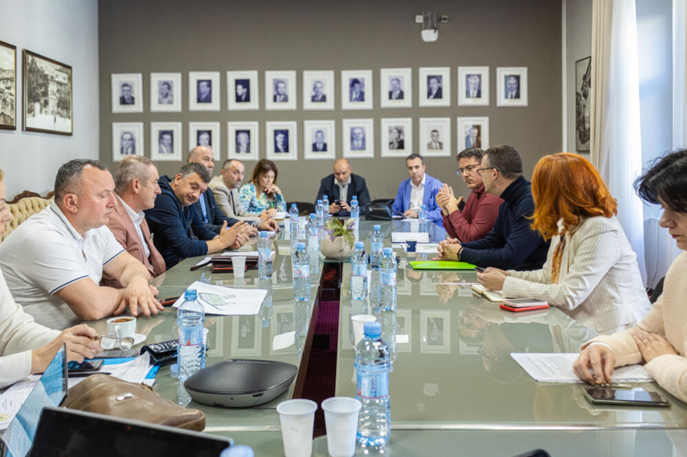 Sa sastanka, Foto: Opština Kotor