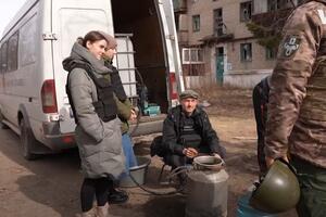 Life in a Ukrainian city near the front: Constant shelling, no...