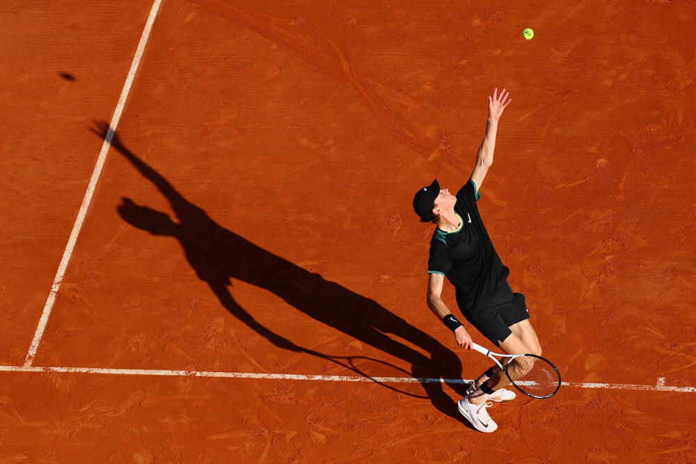 Siner convincing even on the slowest surface in the ATP tour, Photo: REUTERS