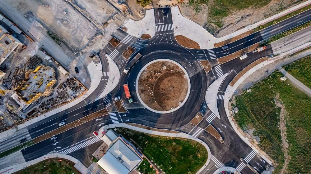 <p>"Nakon što su 'Putevi' preuzeli posao, izgradnja je završena u kratkom roku čime smo pokazali značajno osnažene kapacitete gradskih preduzeća zahvaljujući čijim predanim radom ispunjavamo ono što smo obećali građanima"</p>