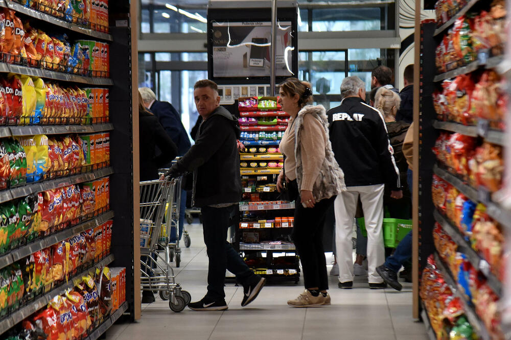 Veliki lanci dobro poslovali (arhiva/ilustracija), Foto: Boris Pejović