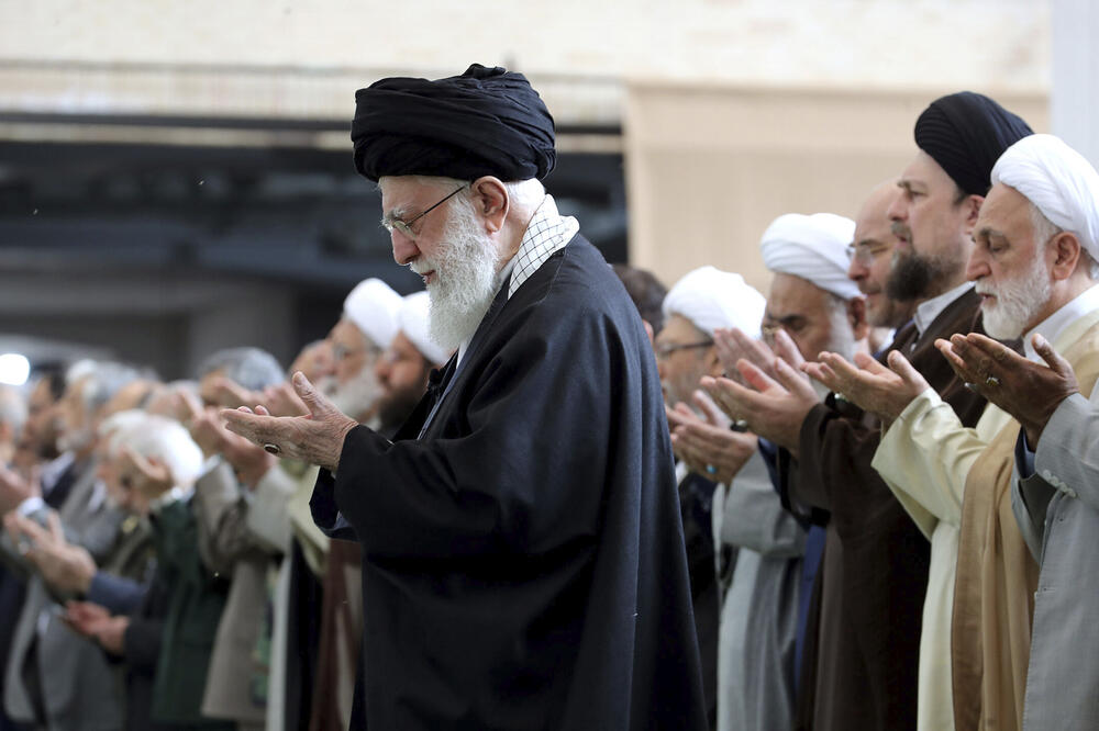 Vrhovni lider Irana obećao je da će se osvetiti Izraelu, Foto: Beta/AP