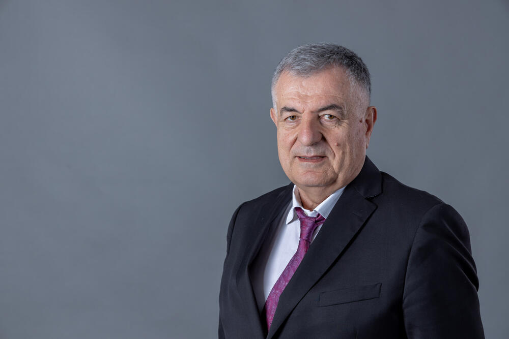 <p>Neđeljko Moškov na ponovnom glasanju izabran za predsjednika odbora DPS-a u Kotoru</p>