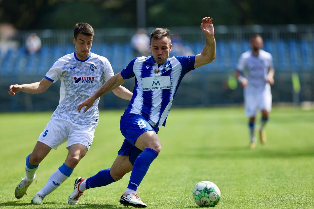 <p>Ekipa Miljana Radovića izgubila u Tivtu od Arsenala - 1:0</p>