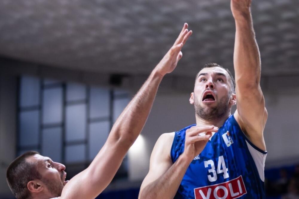 Kamenjaš je imao dabl-dabl učinak protiv Zadra, Foto: KK Budućnost Voli