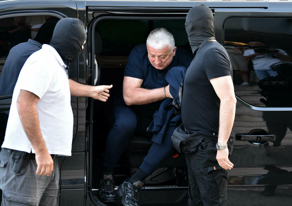 <p>Bivši pomoćnik direktora policije sumnjiči se za stvaranje kriminalne organizacije i zloupotrebu službenog položaja</p>