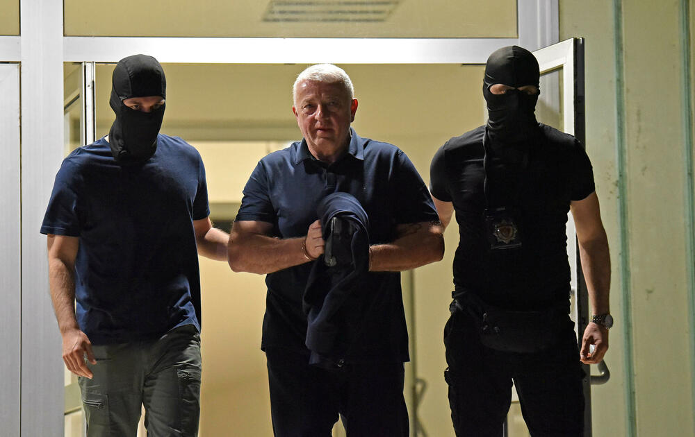 <p>Bivši pomoćnik direktora policije sumnjiči se za stvaranje kriminalne organizacije i zloupotrebu službenog položaja</p>