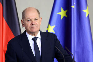 Scholz and Cameron urge Israel not to retaliate against...