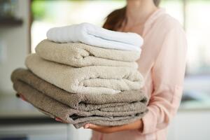 Are you washing your towels wrong? Softener, amount of detergent...