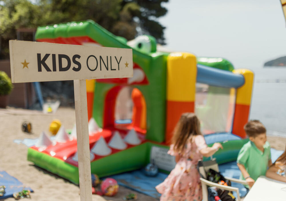 Dukley Hotel & Resort