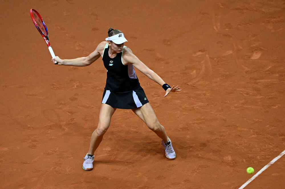 Ribakina to triumph from a series of victories in three sets of Japan's Osaka, Photo: REUTERS