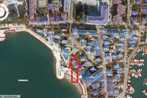 Tivat: Garaža na mjestu parkinga u Ulici ribarski put?