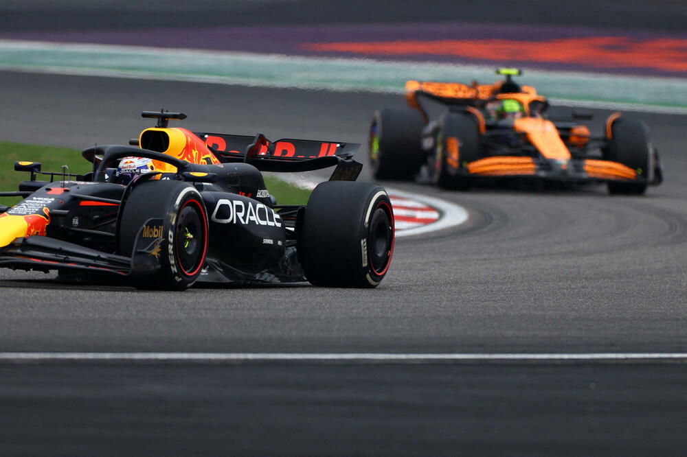 Lando Norris surpassed himself and the car - separated the Red Bull duo in Shanghai, Photo: REUTERS