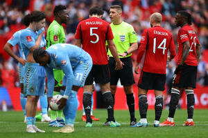 United led 3:0, and was one step away from relegation from Coventry -...