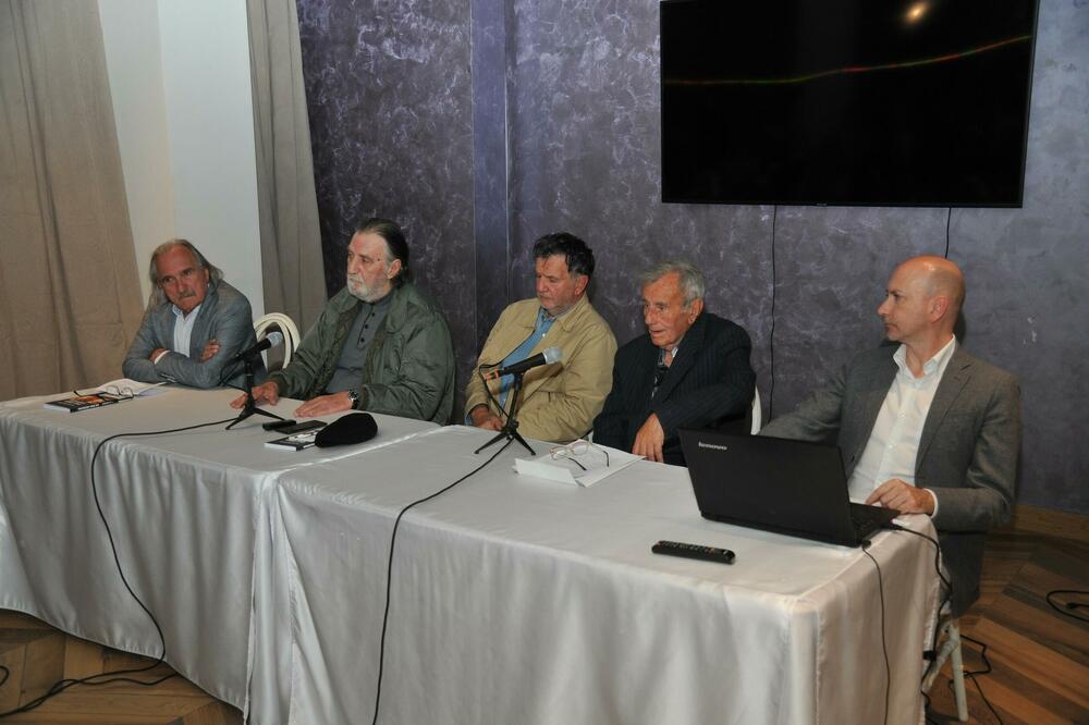 Pored govora, prikazani su i isječci iz Bulajićevih filmova, Foto: Privatna arhiva