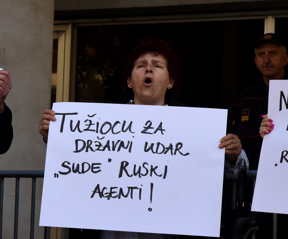 <p>Traže da bivši glavni specijalni tužilac bude pušten da se brani sa slobode</p>