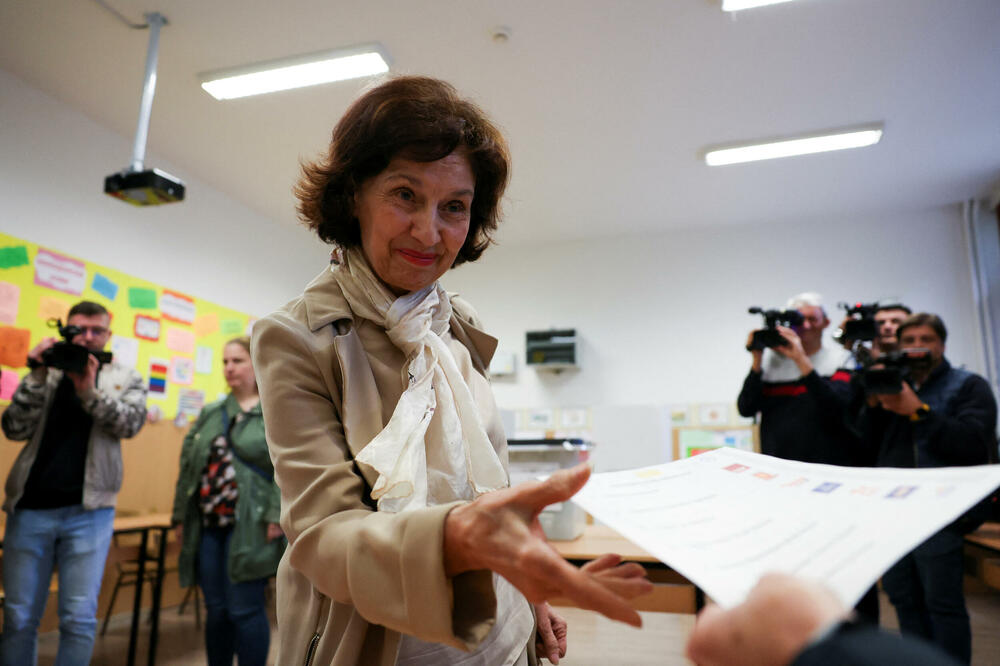 Siljanovska-Davkova voted yesterday in Skopje, Photo: Reuters