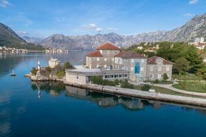 Pet dana besplatno u akvarijum