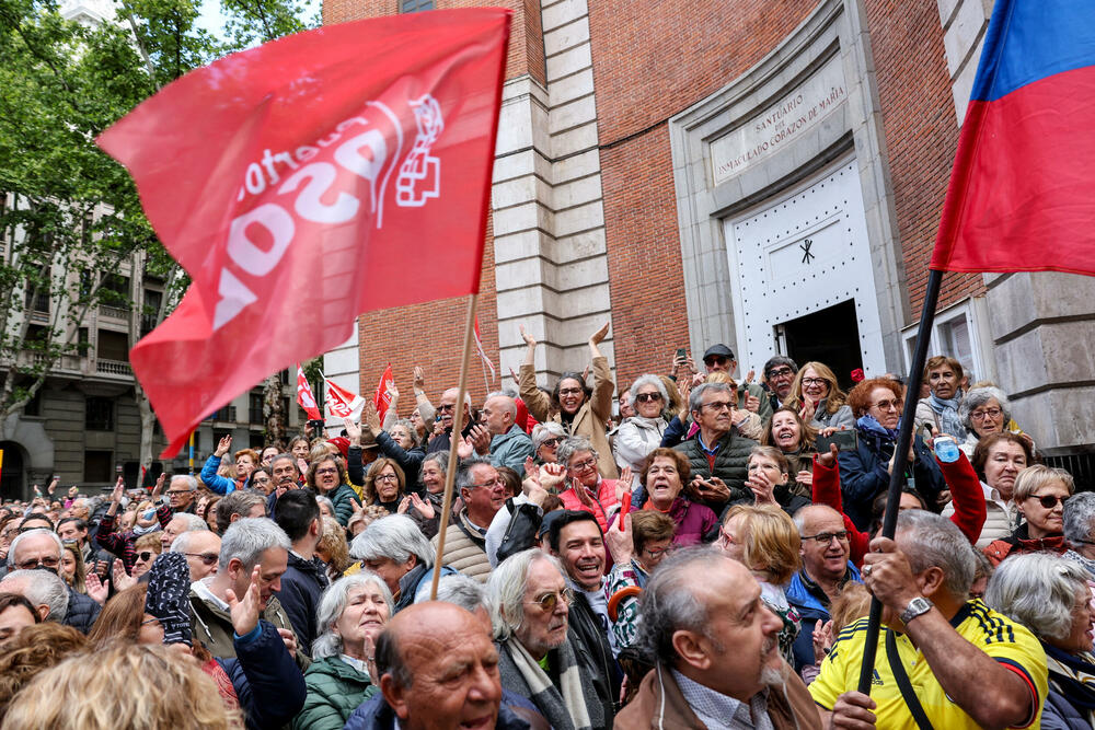 <p>Sančes (52), koji je na vlasti od 2018. godine, obustavio je svoje aktivnosti i u srijedu iznenadio Španiju najavom ostavke na mjesto šefa vlade jer je sud u Madridu najavio preliminarnu istragu protiv njegove supruge Begonje Gomez</p>