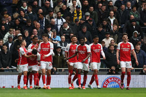 Victory in the derby, Arsenal still dreams of the title