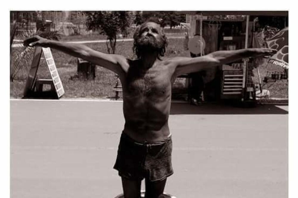 Tošković na barskom šetalištu, Foto: Arhiva Anastazija Miranović