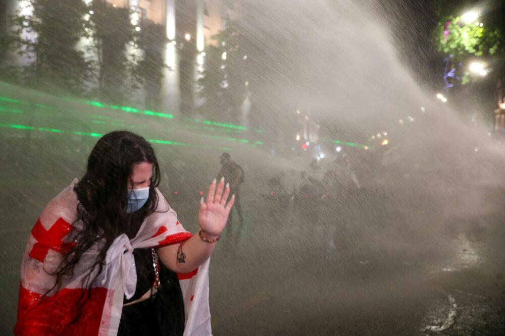 Sa protesta u Tbilisiju, Foto: REUTERS