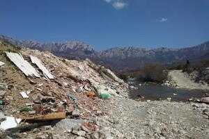 From bottles to stoves - the Bar river Željeznica covered with garbage
