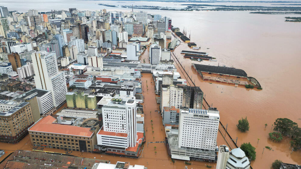 <p>Poplave već nekoliko dana žestoko pogađaju djelove Brazila</p>