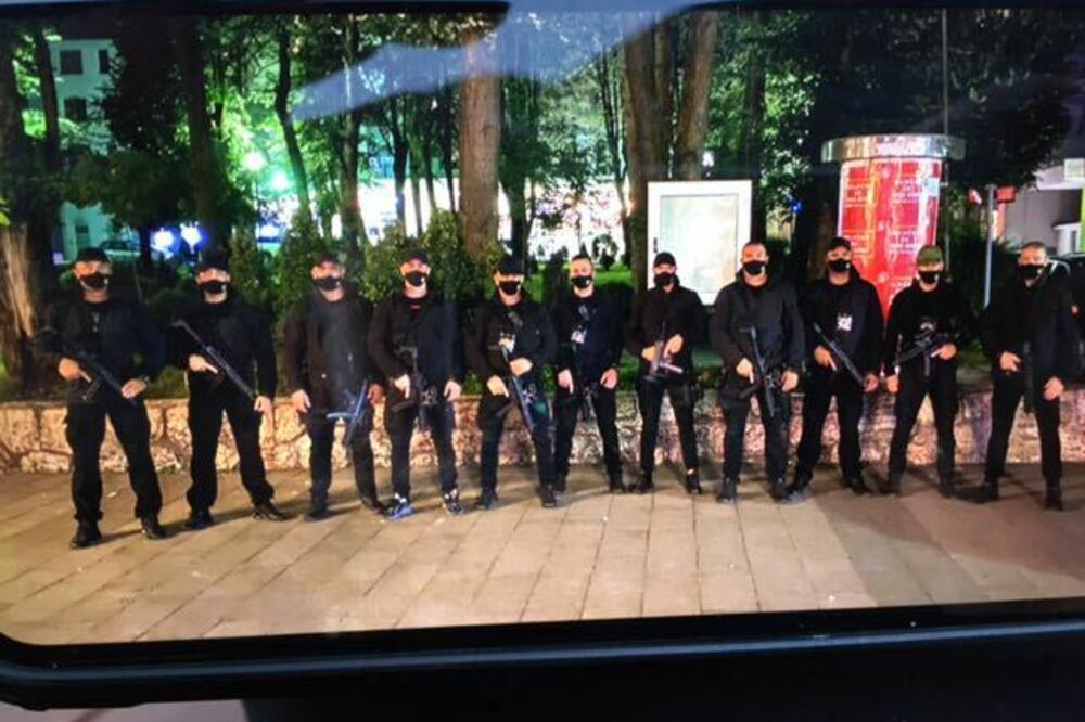 Lazovićev Tim za posebnu operativnu podršku, fotografija sa Skaja, Foto: Skaj/Vijesti