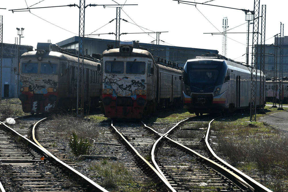 Obje željezničke kompanije otežano posluju, Foto: BORIS PEJOVIC