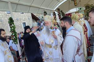 Proslava praznika Svetog Vasilija Ostroškog: Hiljade vjernika,...