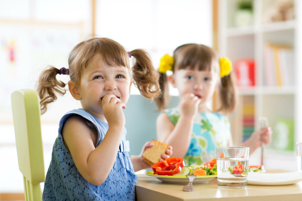 Četiri odsto djece mlađe od pet godina je pothranjeno (ilustracija), Foto: Shutterstock