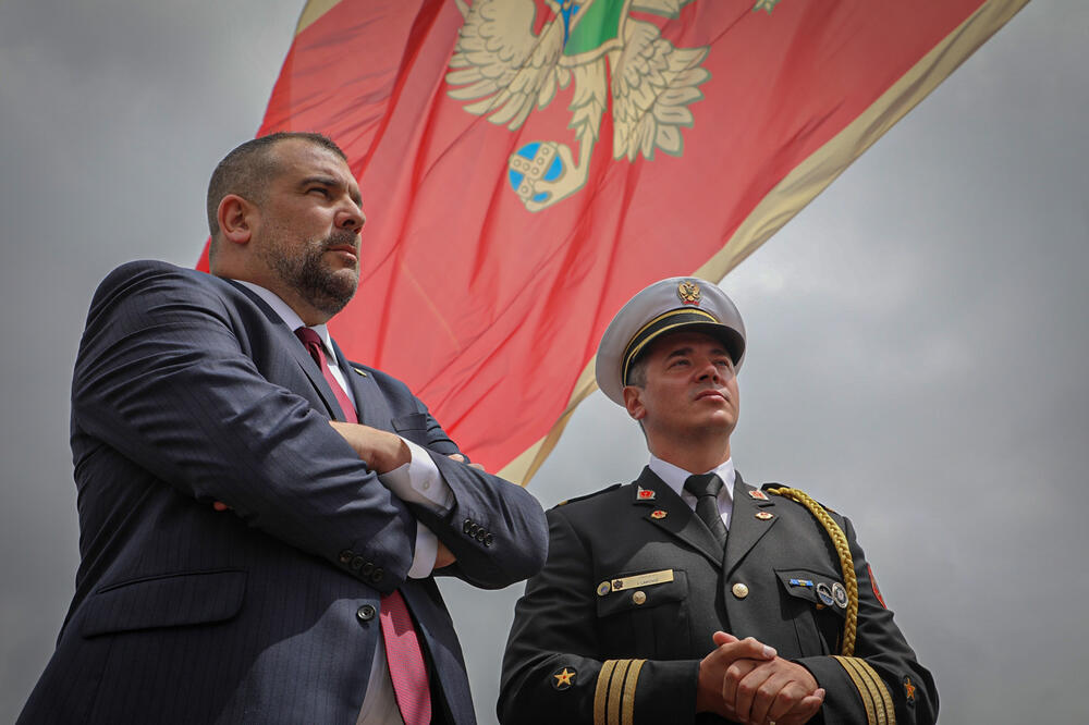 Krapović i komandant Jadrana kapetan korvete Ivan Laković, Foto: Ministarstvo odbrane