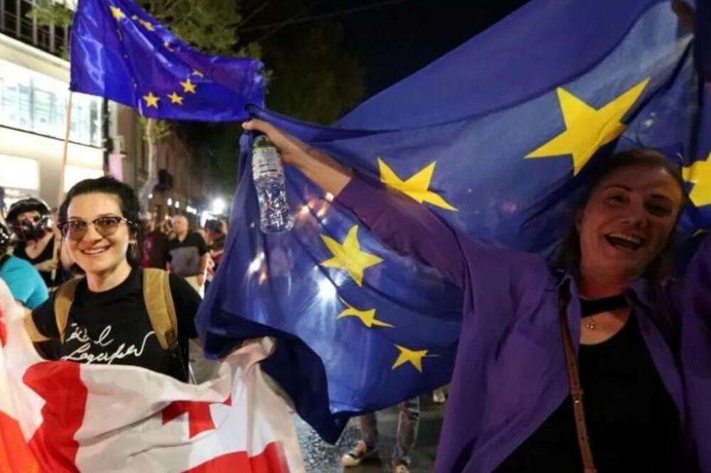 Gruzijska omladina daje svjež zamajac protestima protiv novog zakona, Foto: Reuters