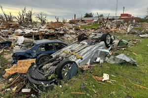 Tornado razorio domove u gradiću u Ajovi, ima poginulih, desetine...