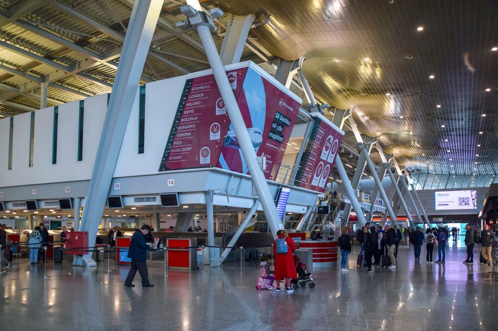 Detalj sa aerodroma u Tirani, Foto: Shutterstock