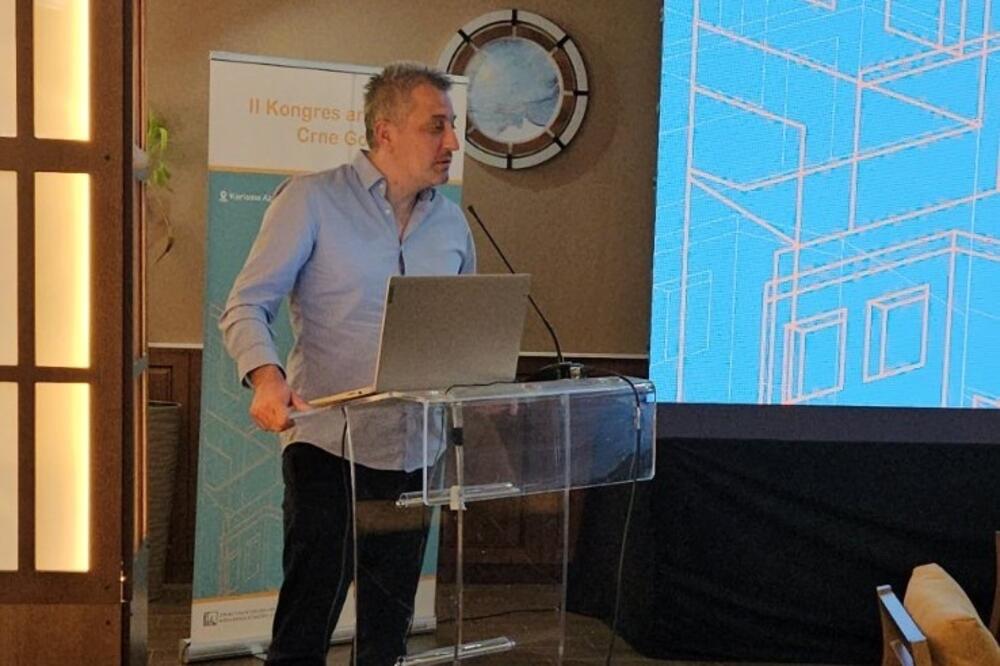 Novica Mitrović - II Kongres arhitekata/ica Crne Gore, Foto: ingkomora.me
