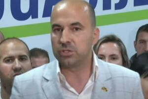 Rađenović: Čelni ljudi PES-a da podnesu ostavke, pozivamo na...