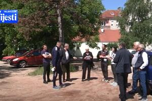 Stanari dvije ulice u Nikšiću ogorčeni: Komunalna im piše kazne za...