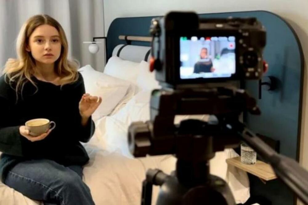 Olga Loik je vidjela da se njeno lice pojavljuje u raznim video snimcima na kineskim društvenim mrežama, Foto: BBC/USTUPLJENA FOTOGRAFIJA