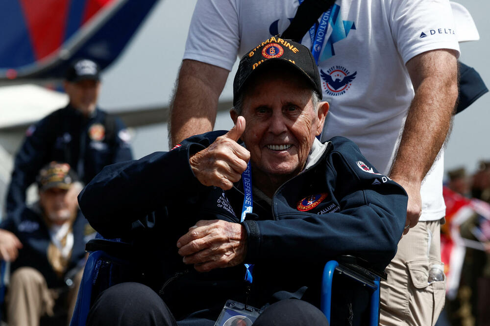 <p>Dio veterana je tokom vikenda došao istim letom iz Dalasa, a mnogi od njih imaju više od 100 godina</p>