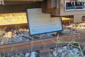 ŽPCG: Izvršena krađa na vozu, pričinjena velika materijalna šteta,...